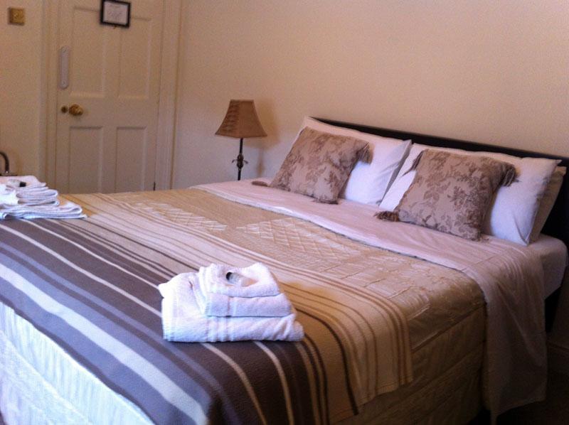 Carlingford House Town House Accommodation A91 Ty06 Екстериор снимка